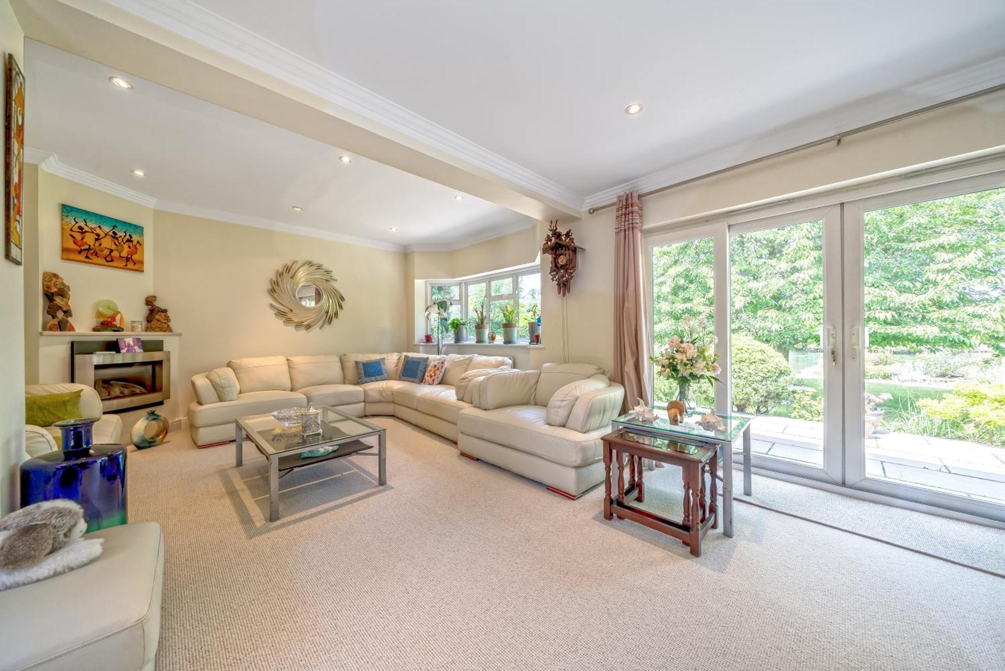 Serene Spacious Room Staines-upon-Thames Exterior foto